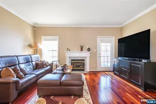 239 Terrace Lake Dr, Butler, NJ 07405 - Photo 4