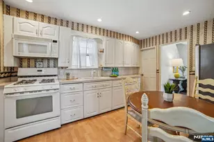 158 Terhune Ave., Passaic, NJ 07055 - Photo 12