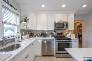 35 Hastings Ave, Nutley, NJ 07110 - Photo 18