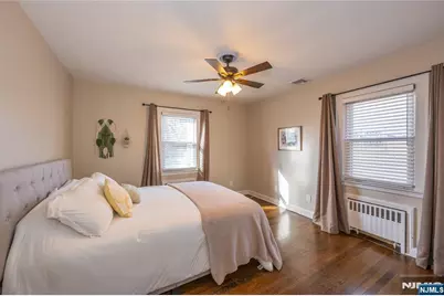 35 Hastings Avenue, Nutley, NJ 07110 - Photo 20