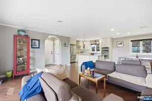 300 Gorge Road 75, Cliffside Park, NJ 07010 - Photo 6