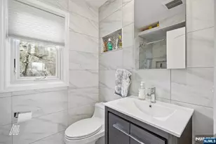 300 Gorge Road 75, Cliffside Park, NJ 07010 - Photo 14