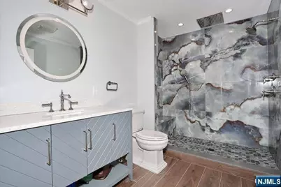 88 Alberta Drive, Saddle Brook Township, NJ 07663 - Photo 24