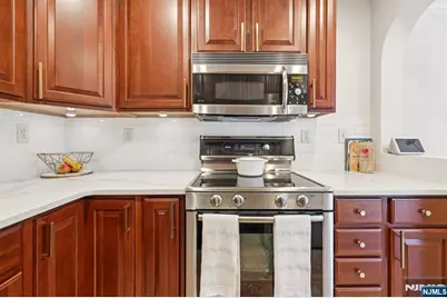 91 Roseland Avenue A1 #A1, Caldwell, NJ 07006 - Photo 8