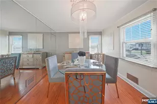 36 Emerson St, Clifton, NJ 07013 - Photo 4