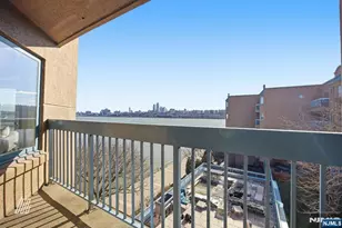 504 Nelson Ct, Edgewater, NJ 07020 - Photo 16