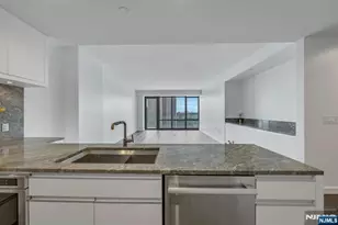 320 Adolphus Ave 1009, Cliffside Park, NJ 07010 - Photo 10
