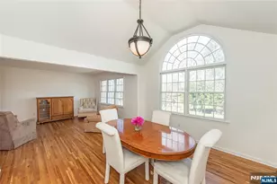 34 Thomas St, Caldwell, NJ 07006 - Photo 4