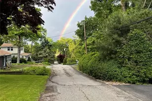 28 Woodside Dr, West Milford, NJ 07480 - Photo 34