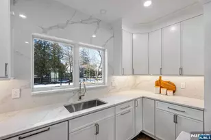 35 Lloyd Rd, Ho Ho Kus, NJ 07423 - Photo 8