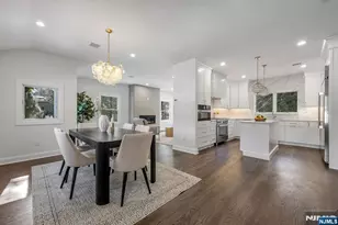 35 Lloyd Rd, Ho Ho Kus, NJ 07423 - Photo 2
