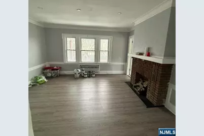 108-110 Vassar Avenue, Newark, NJ 07112 - Photo 14