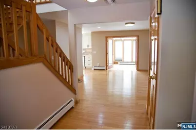 2 Edith Court, East Hanover Township, NJ 07936 - Photo 4