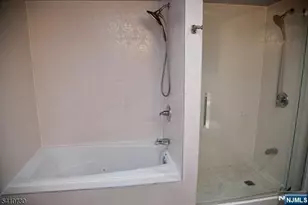 2 Edith Ct, East Hanover Township, NJ 07936 - Photo 20