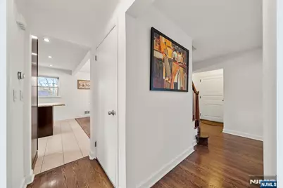 636 Elm Avenue, Ridgefield, NJ 07657 - Photo 12
