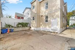 24-26 Irving Ave, Newark, NJ 07112 - Photo 38