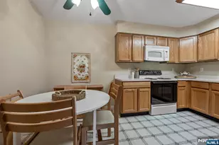 112 Cannella Way, Riverdale, NJ 07457 - Photo 8