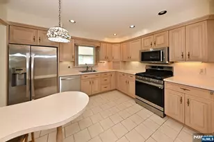 216 Mehrhof Rd, Little Ferry, NJ 07643 - Photo 6