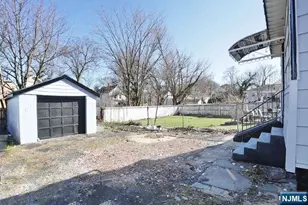 326 Ogden St, Orange, NJ 07050 - Photo 40