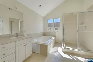 62 E Crescent, Mahwah, NJ 07430 - Photo 36