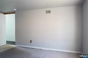 83 Roosevelt Ave, Butler, NJ 07405 - Photo 14