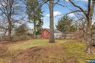 170 Christopher St, Montclair, NJ 07042 - Photo 40