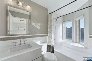 308 Nelson Ct, Edgewater, NJ 07020 - Photo 28