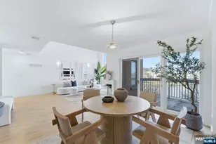 308 Nelson Ct, Edgewater, NJ 07020 - Photo 10