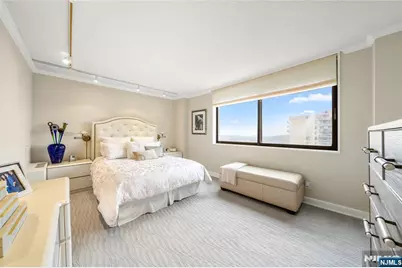 277 Prospect Avenue 14B #14B, Hackensack, NJ 07601 - Photo 12