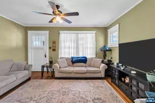 301 Henley Ave, New Milford, NJ 07646 - Photo 8