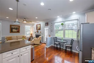 1 Ashley Ct 701, Hawthorne, NJ 07506 - Photo 14