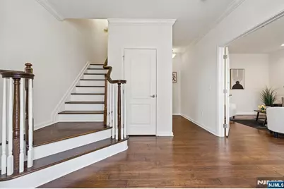 54 Carillon Circle, Livingston, NJ 07039 - Photo 6