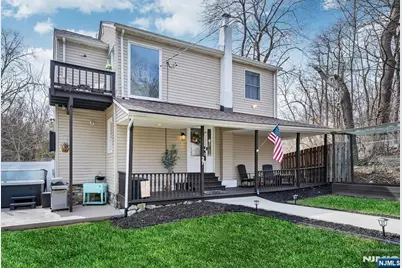 27 Mountain Avenue, Wanaque, NJ 07465 - Photo 24