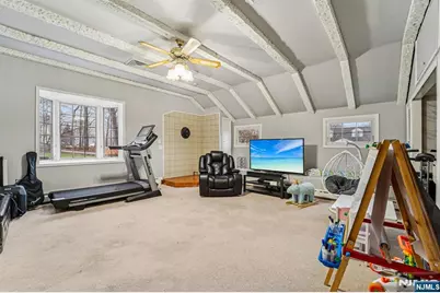 51 Catherine Street, Bloomingdale, NJ 07403 - Photo 18