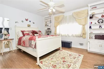30 Chestnut Ridge Road, Saddle River, NJ 07458 - Photo 26