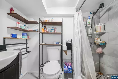 2397 Seymour Avenue, Union Township, NJ 07083 - Photo 20