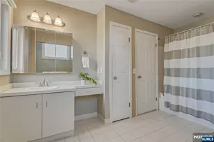 4 Currey Ln 223, West Orange Township, NJ 07052 - Photo 18