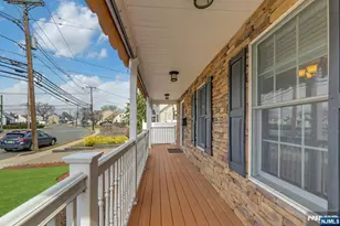 488 Fairlawn Pkwy, Saddle Brook Township, NJ 07663 - Photo 4