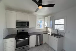 1127 Earle Pl, Plainfield, NJ 07062 - Photo 4