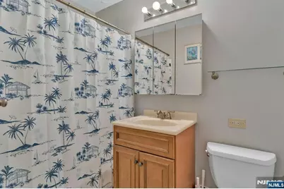555 North Avenue 12 A #12 A, Fort Lee, NJ 07024 - Photo 14