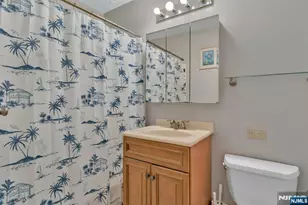 555 North Ave 12 A, Fort Lee, NJ 07024 - Photo 14