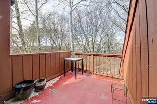598 Sanderling Ct, Secaucus, NJ 07094 - Photo 18