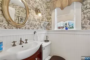 25 Bowers Rd, Caldwell, NJ 07006 - Photo 16