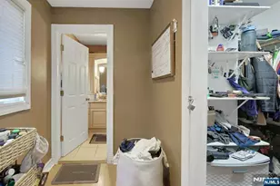 18 Harwood Pl, Wayne, NJ 07470 - Photo 44