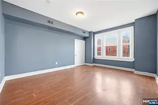 375 6th Ave, Newark, NJ 07107 - Photo 28