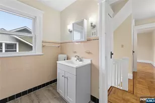 42 Walnut St, Rutherford, NJ 07070 - Photo 22