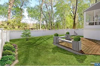 341 Essex Avenue, Bloomfield, NJ 07003 - Photo 48
