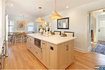 341 Essex Avenue, Bloomfield, NJ 07003 - Photo 12