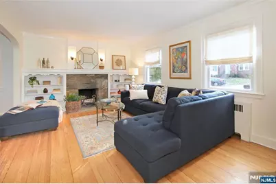 341 Essex Avenue, Bloomfield, NJ 07003 - Photo 10