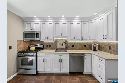 219 Kociemba Drive, River Vale Township, NJ 07675 - Photo 14